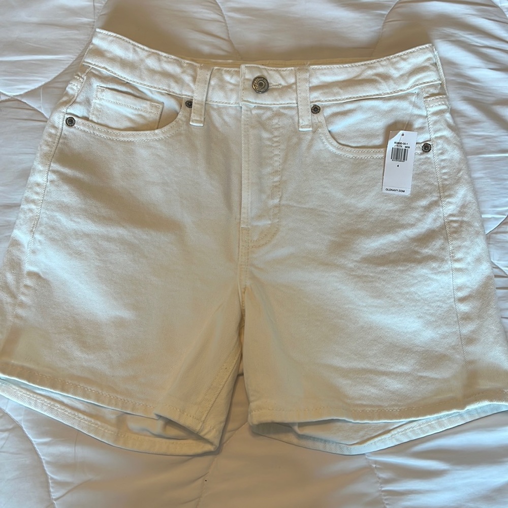 Old Navy white high rise shorts